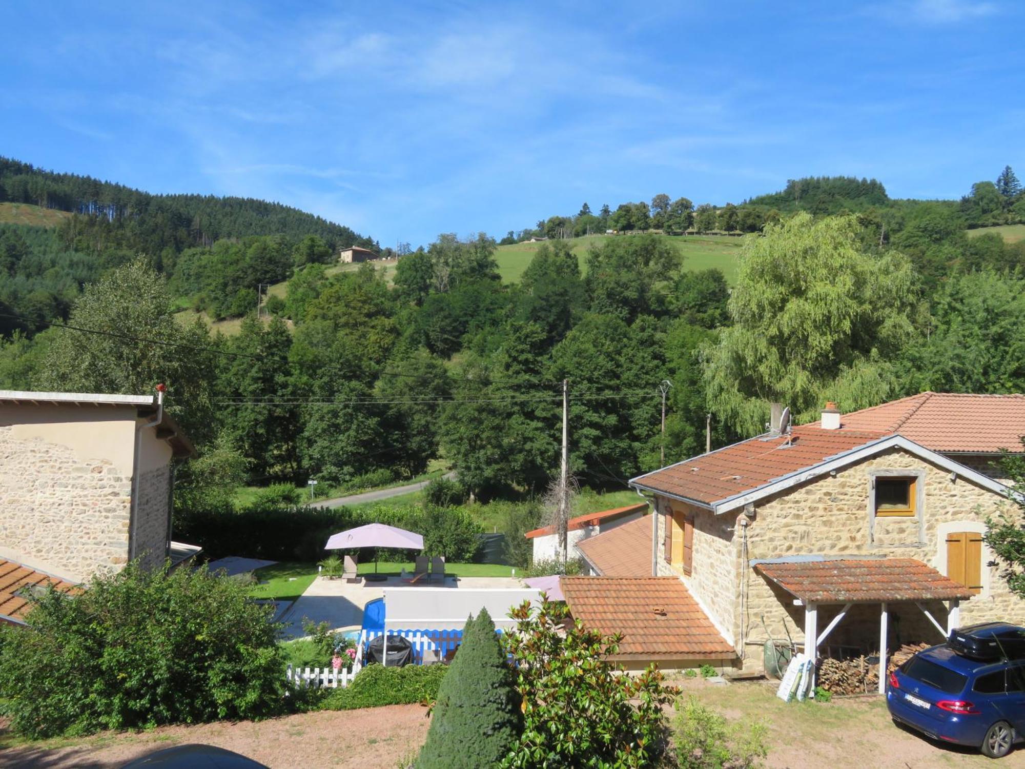 Joli Gite Rural Dans Un Havre De Paix Saint-Bonnet-le-Troncy Exterior photo